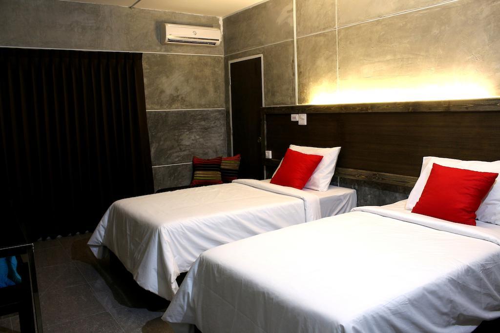 Bangkok 68 Hotel Room photo